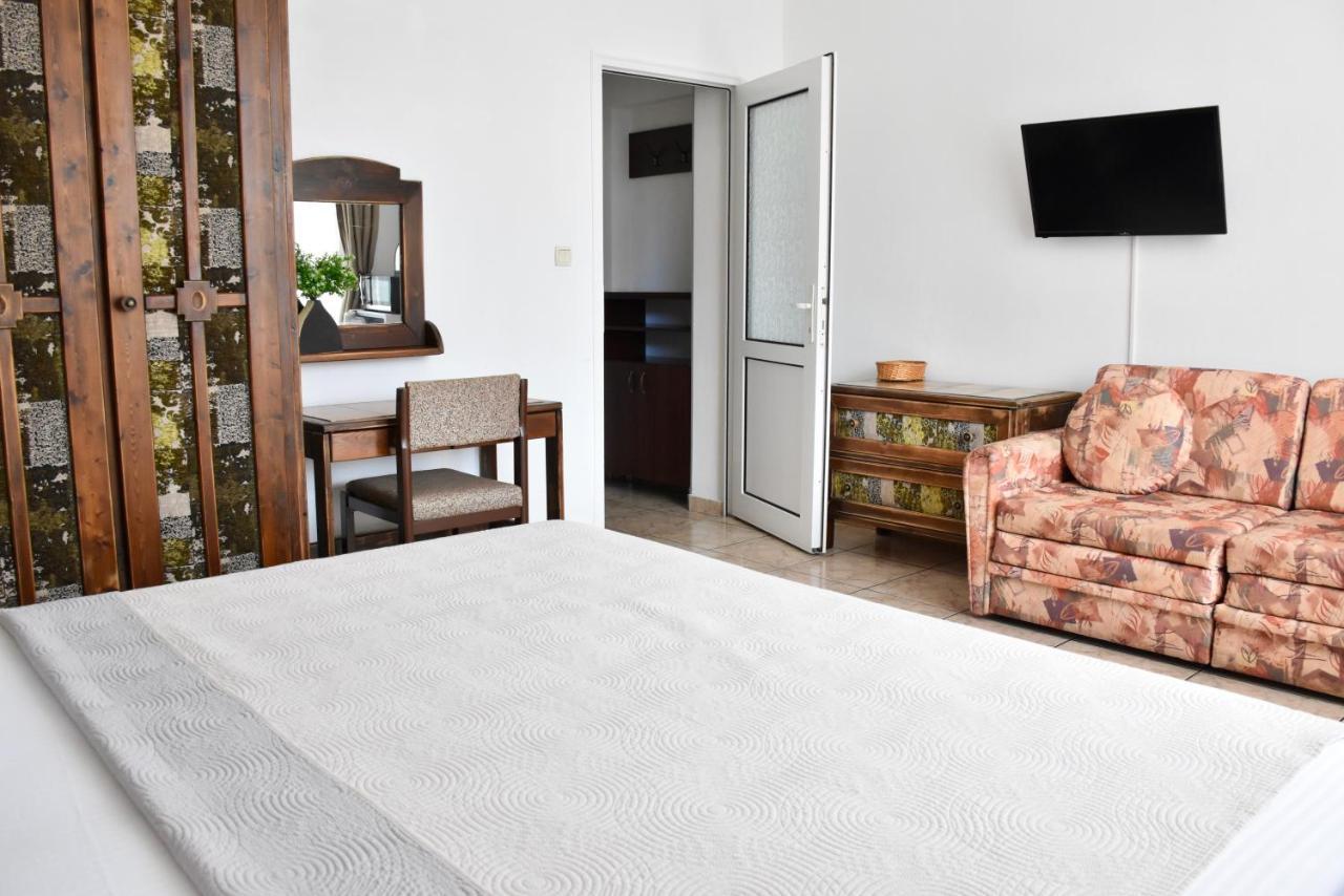 Family Hotel Apolonia سوزوبول المظهر الخارجي الصورة